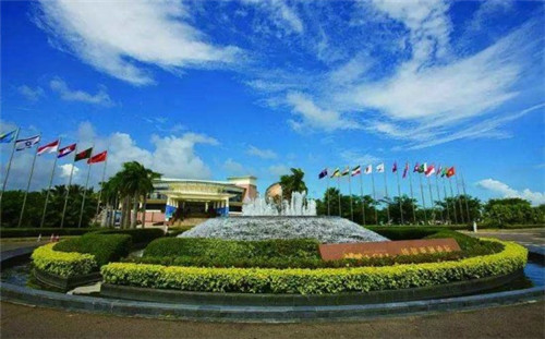 辣小贝捞汁海鲜面